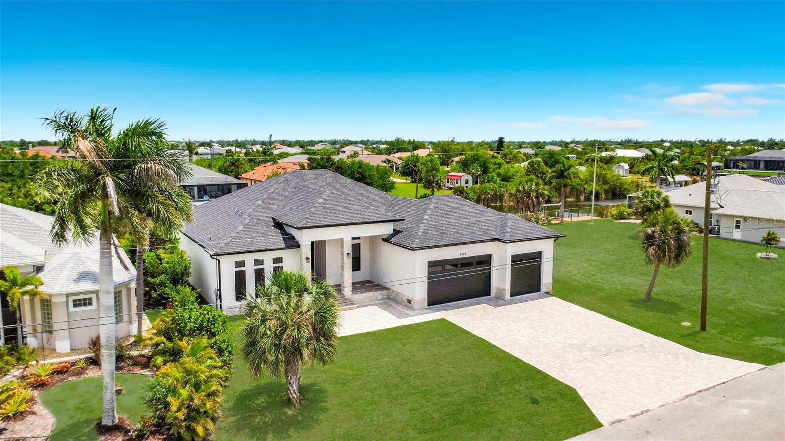 Image 2 of 68 For 9524 Singer Circle
