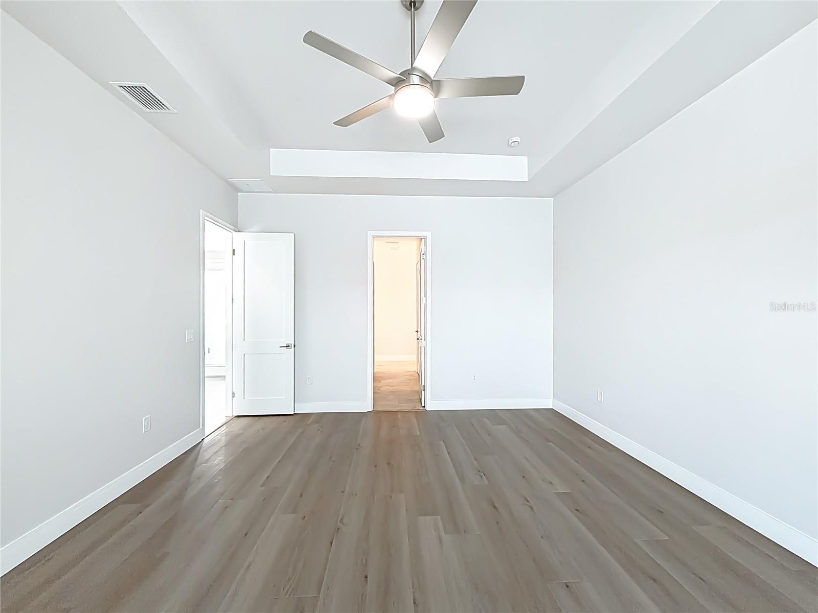 Image 31 of 68 For 9524 Singer Circle