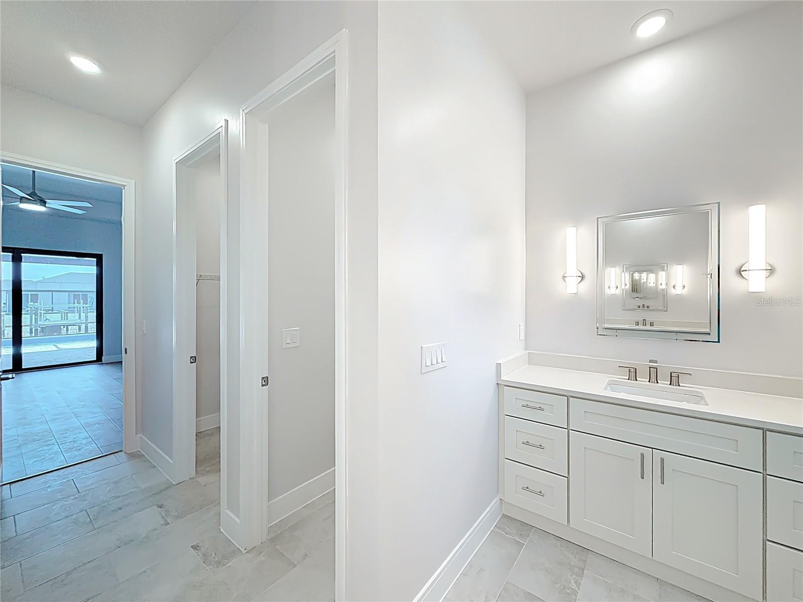 Image 37 of 68 For 9524 Singer Circle