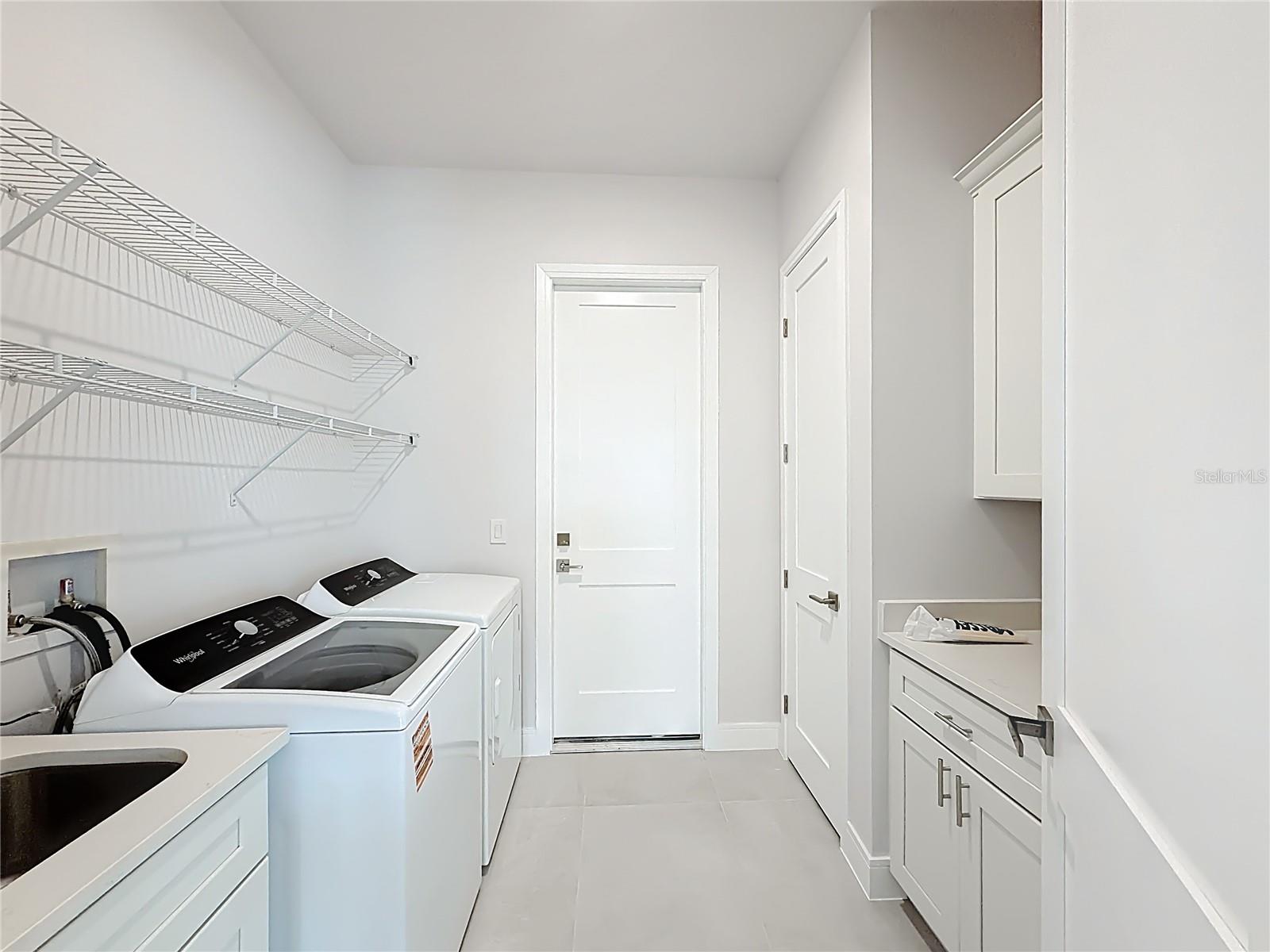 Image 45 of 68 For 9524 Singer Circle