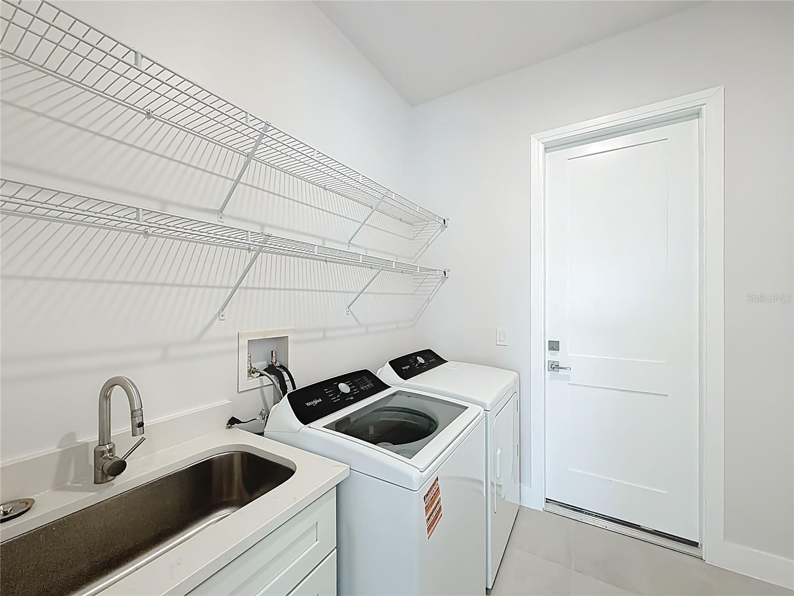 Image 46 of 68 For 9524 Singer Circle