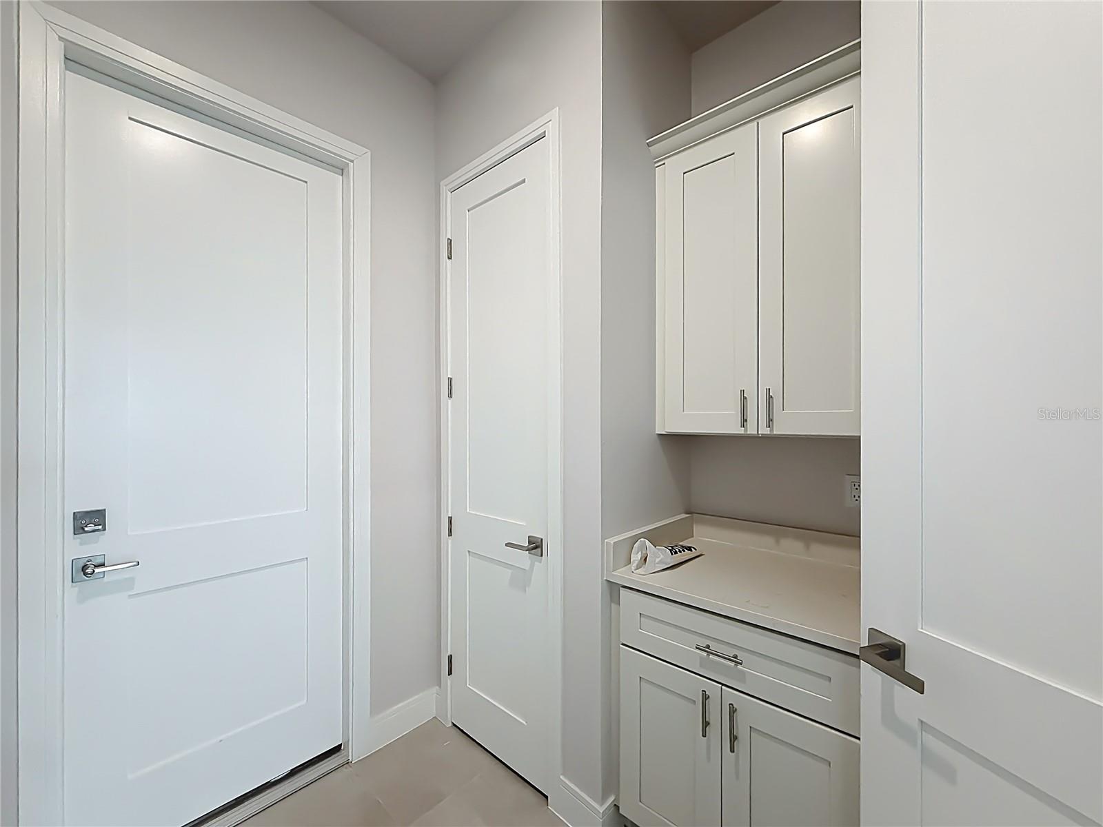 Image 47 of 68 For 9524 Singer Circle