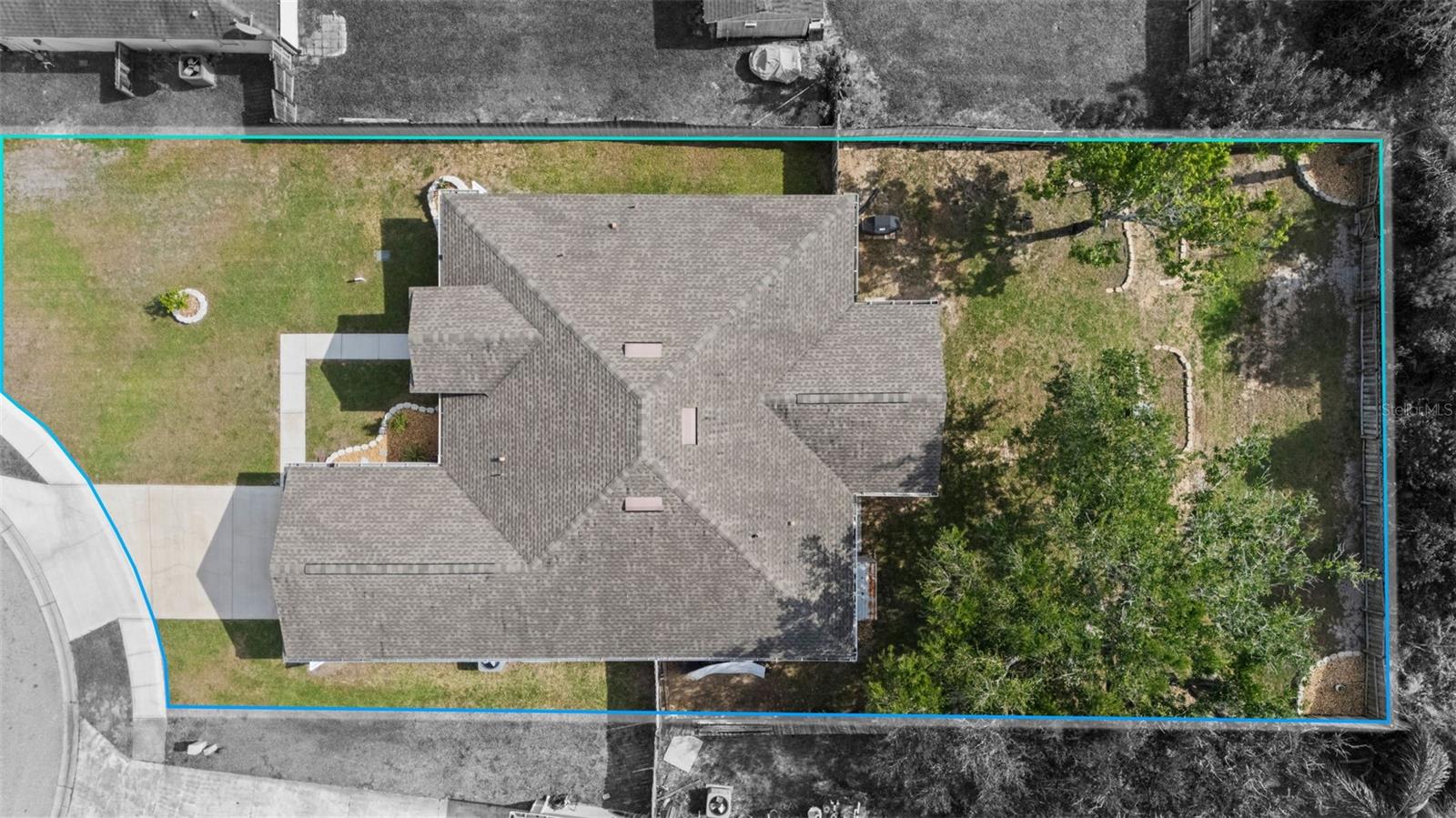 Image 32 of 32 For 945 Cypress Court