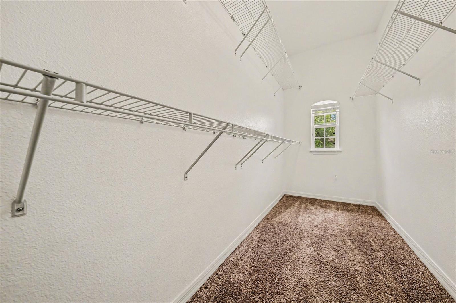 Image 11 of 36 For 578 Pinebranch Circle