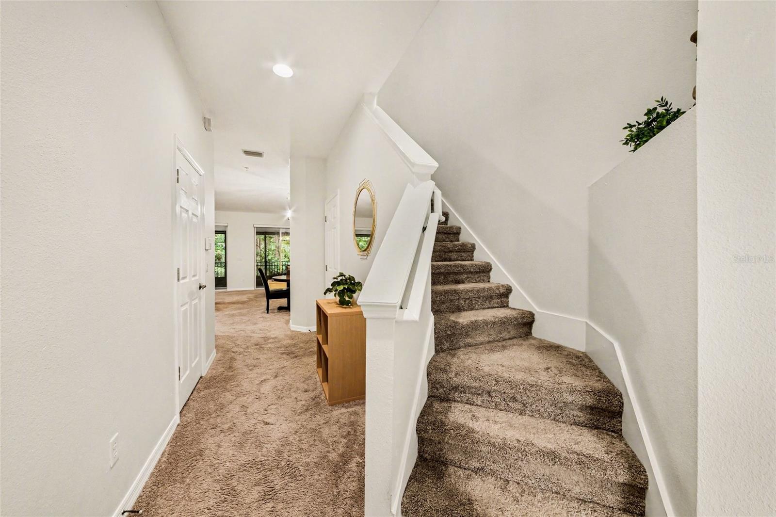 Image 19 of 36 For 578 Pinebranch Circle