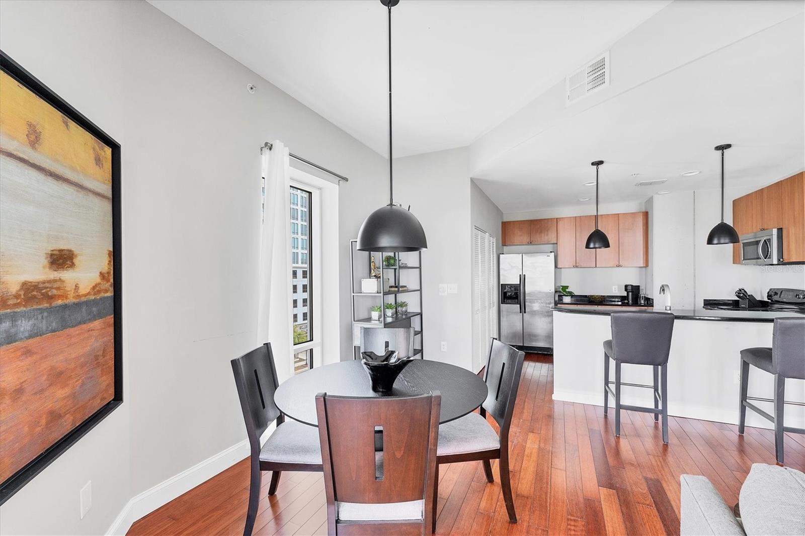 Image 18 of 47 For 525 Jackson Street 609