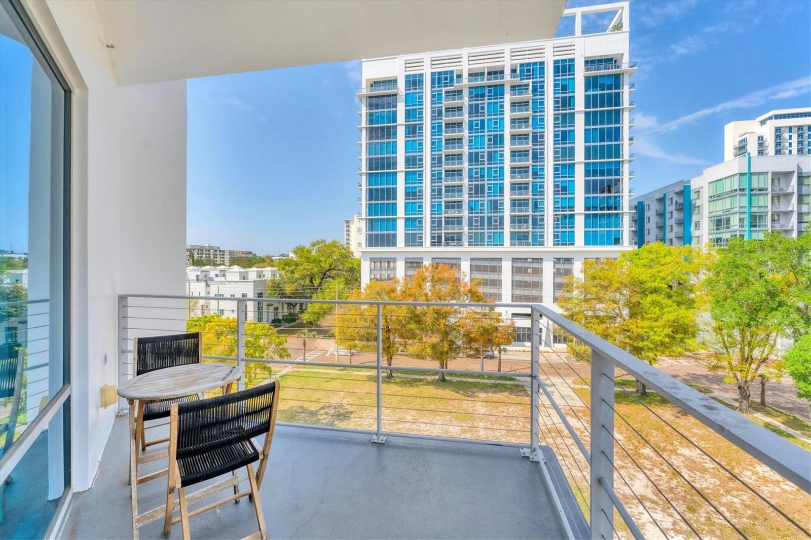 Image 27 of 47 For 525 Jackson Street 609