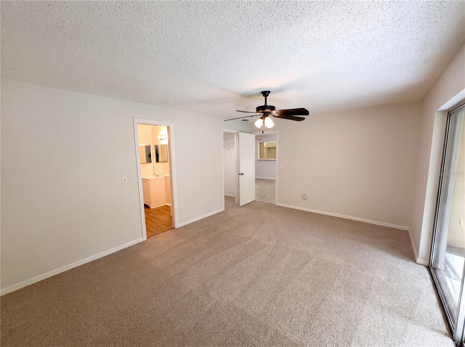 Image 4 of 24 For 600 Northern Way 205