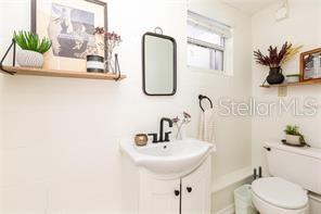 Image 17 of 31 For 1571 Magnolia Avenue