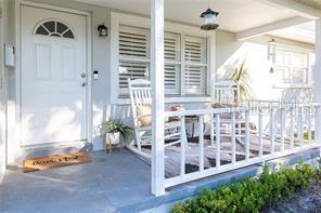 Image 3 of 31 For 1571 Magnolia Avenue