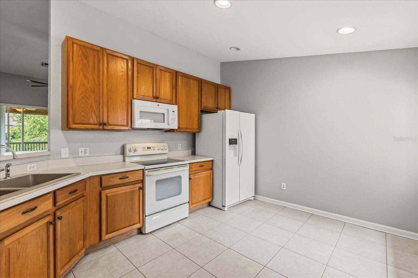 Image 14 of 52 For 6440 Axeitos Terrace 108