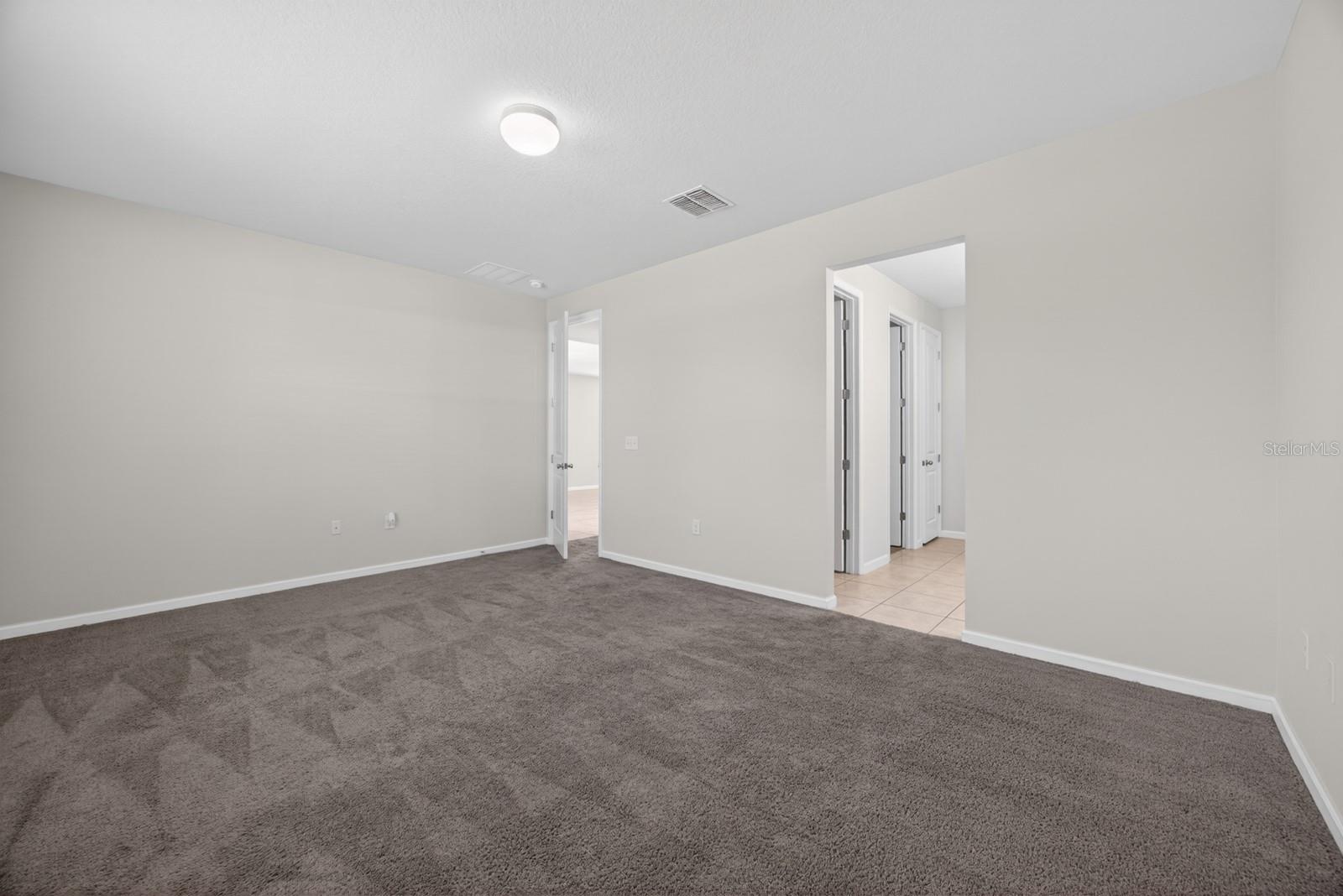Image 9 of 16 For 689 Meadow Pointe Drive