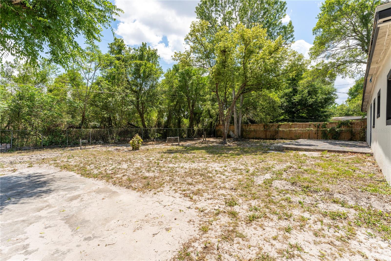 Image 23 of 24 For 1107 Kimball Drive