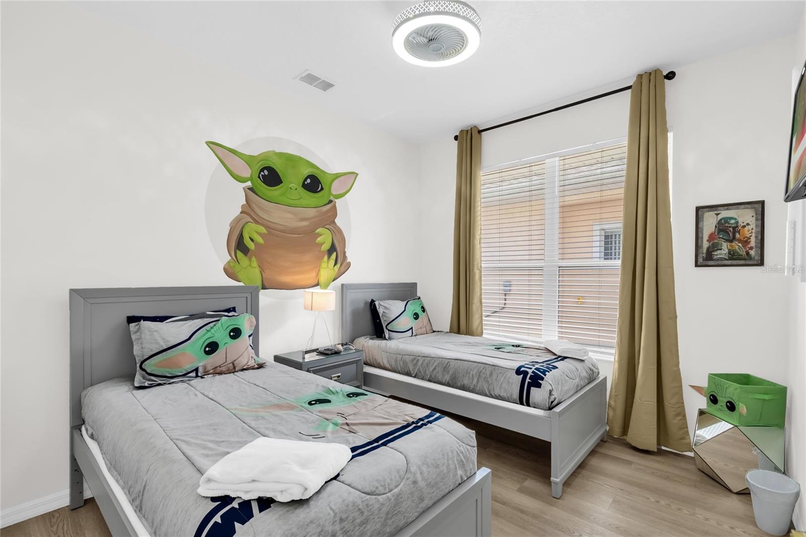 Image 26 of 43 For 2908 Sunset Lakes Boulevard