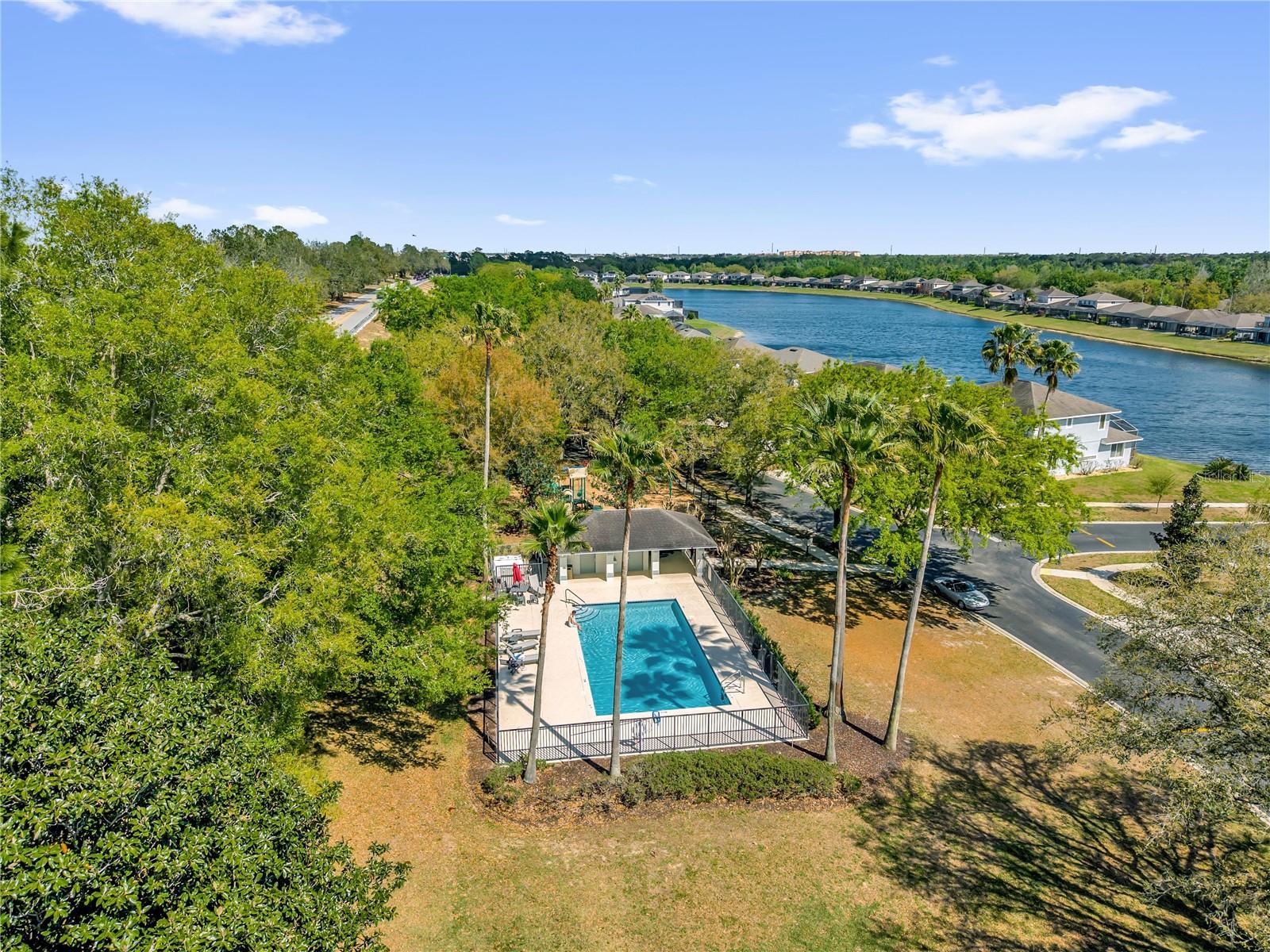 Image 41 of 43 For 2908 Sunset Lakes Boulevard