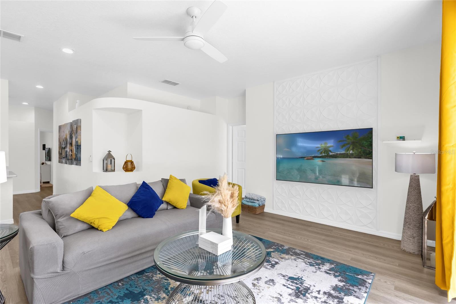 Image 7 of 43 For 2908 Sunset Lakes Boulevard