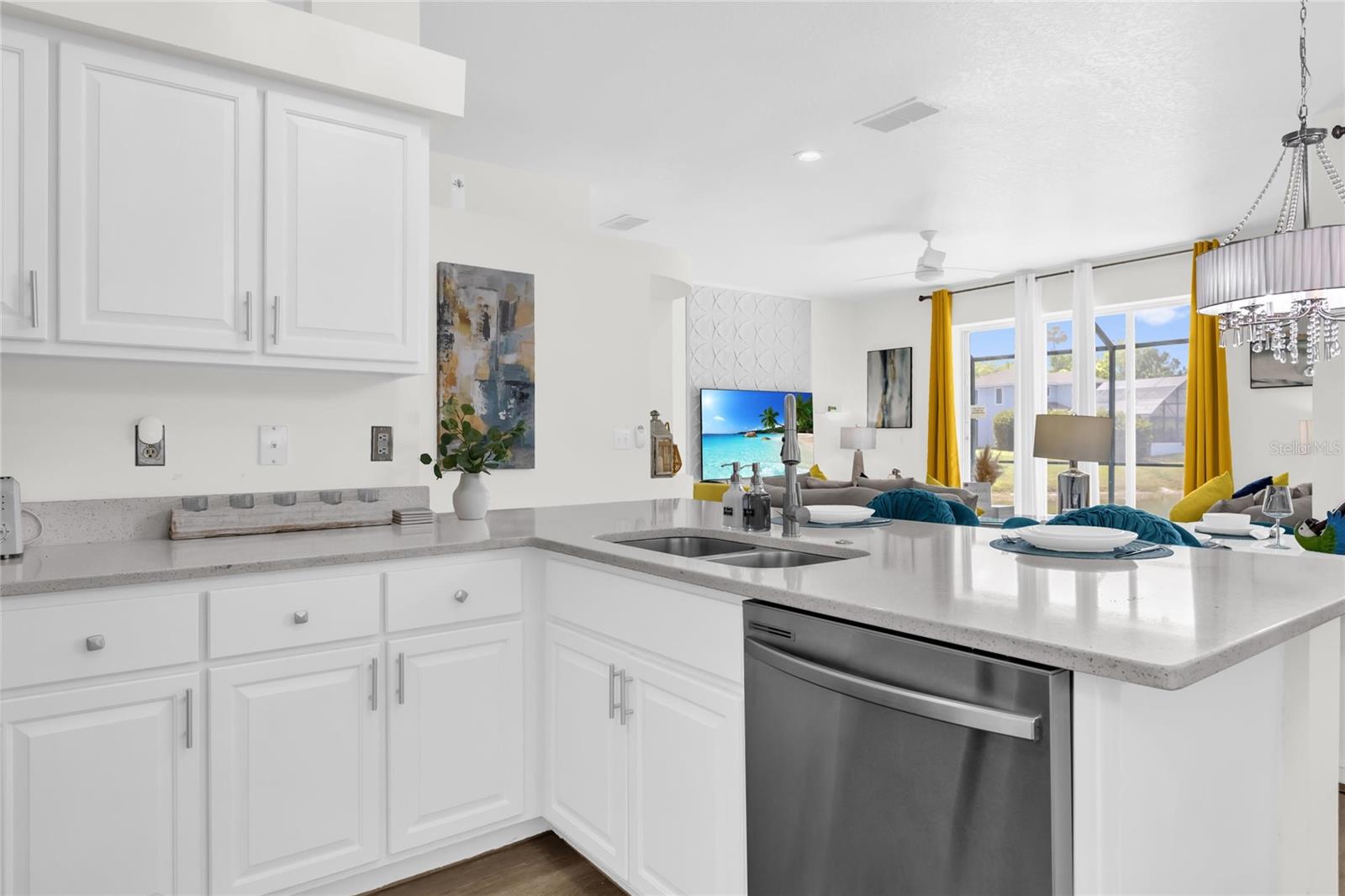 Image 8 of 43 For 2908 Sunset Lakes Boulevard