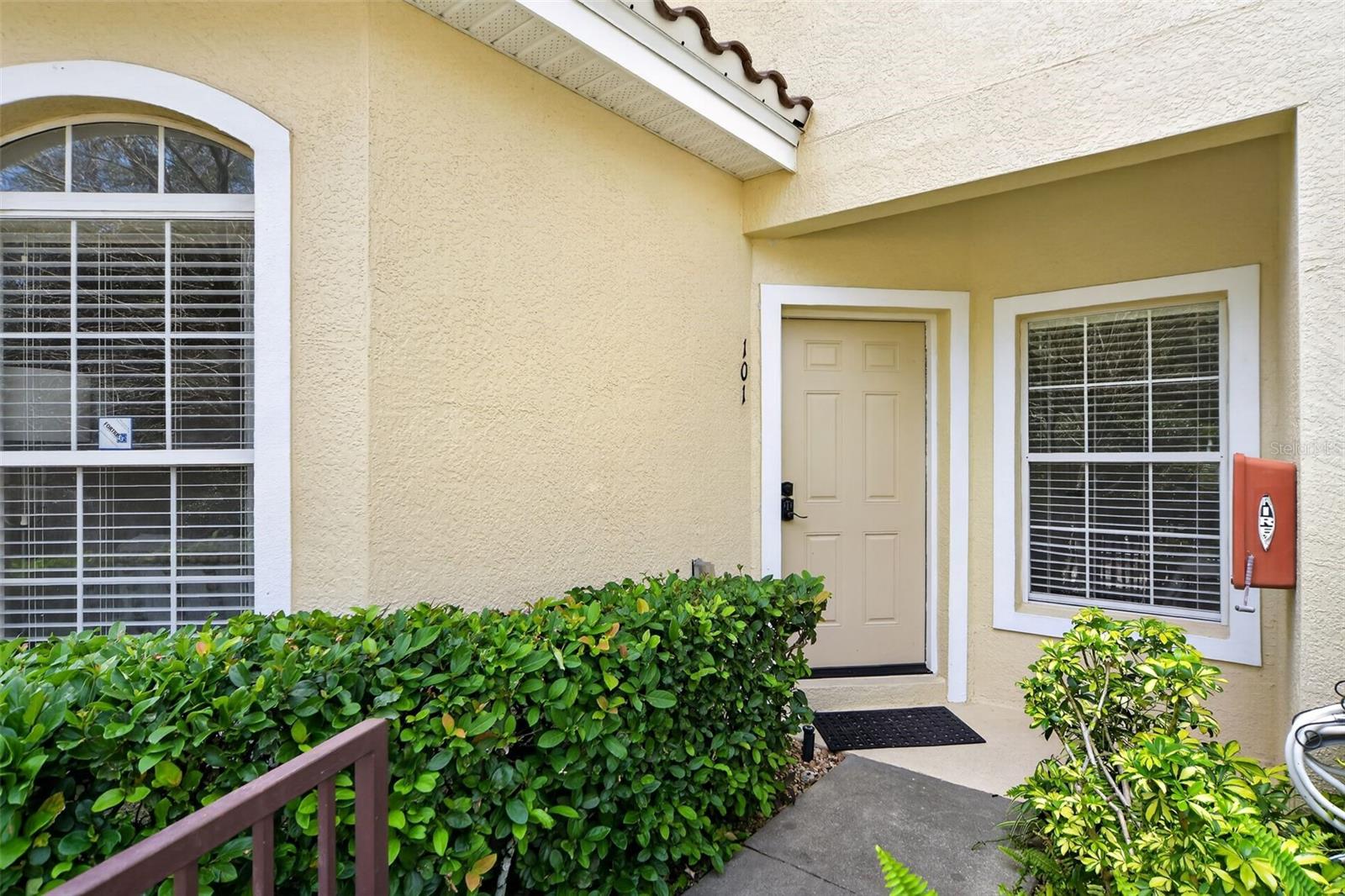 Details for 692 Seabrook Court 101, ALTAMONTE SPRINGS, FL 32714