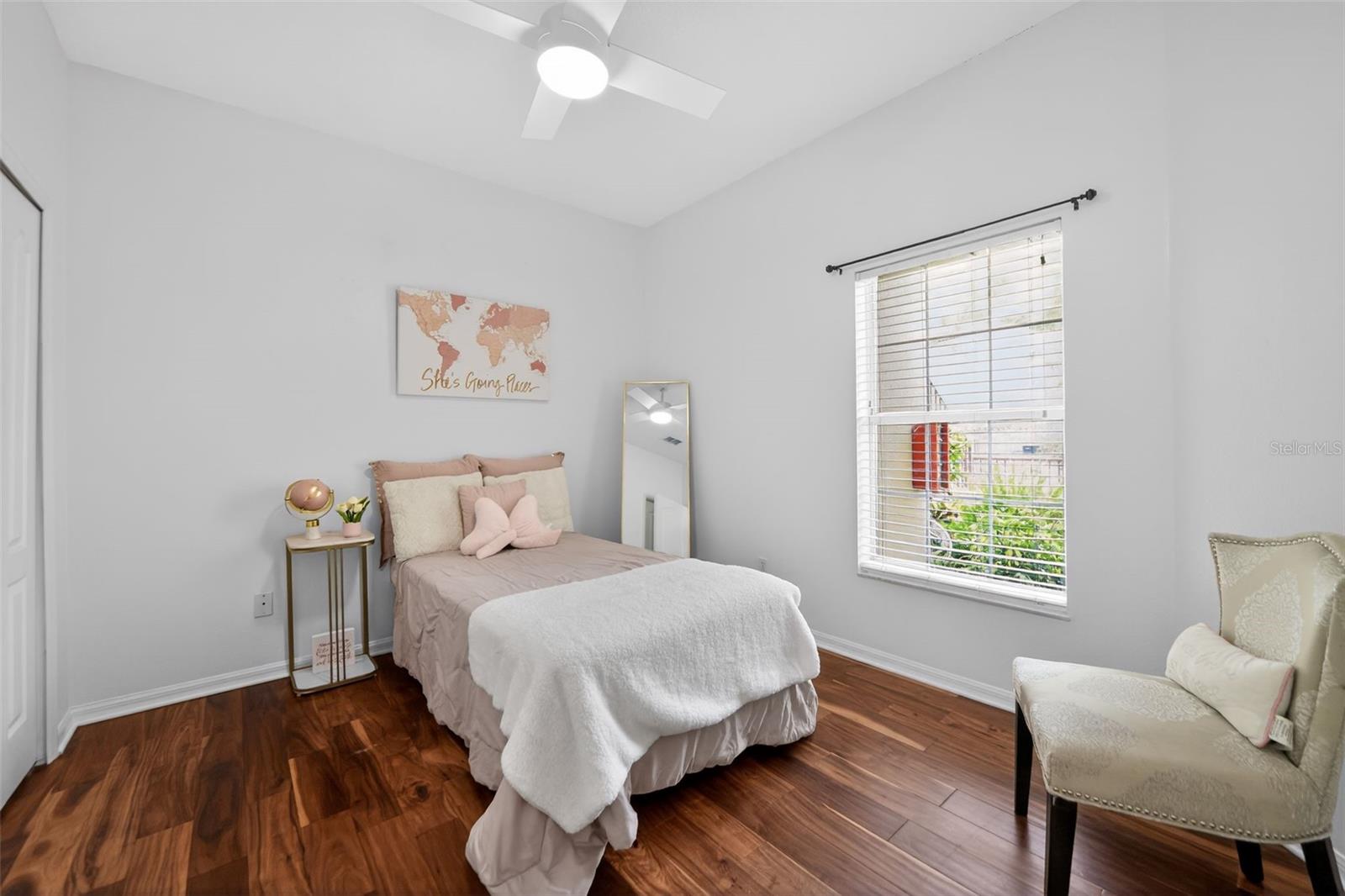 Image 9 of 17 For 692 Seabrook Court 101