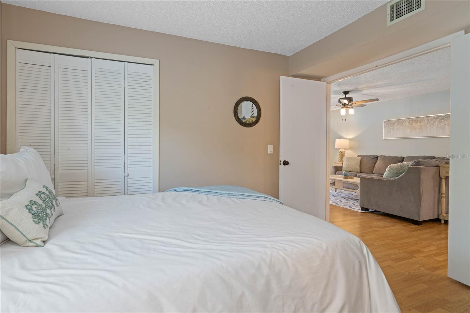Image 18 of 40 For 4407 Sea Mist Court 163