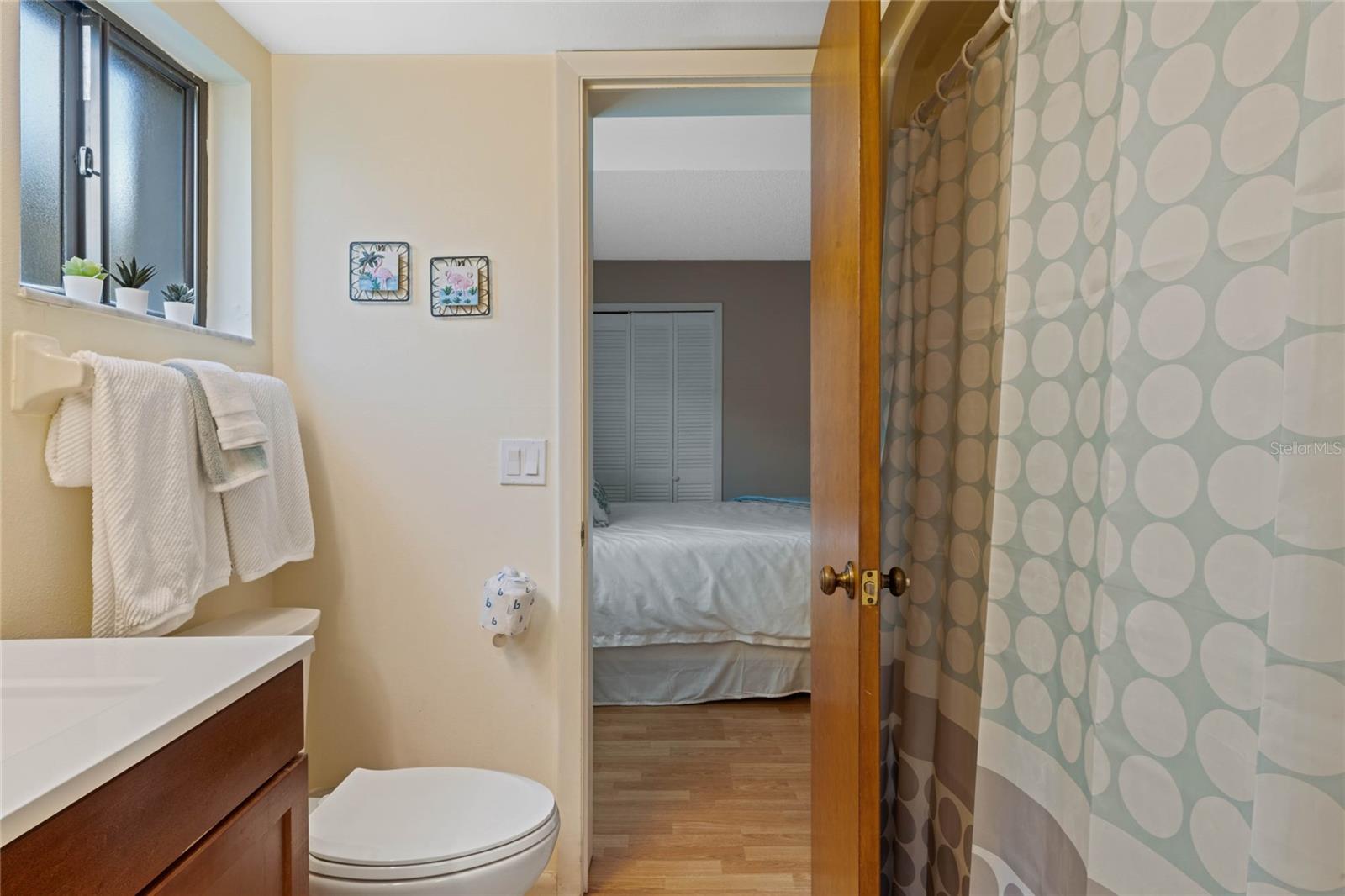 Image 26 of 40 For 4407 Sea Mist Court 163