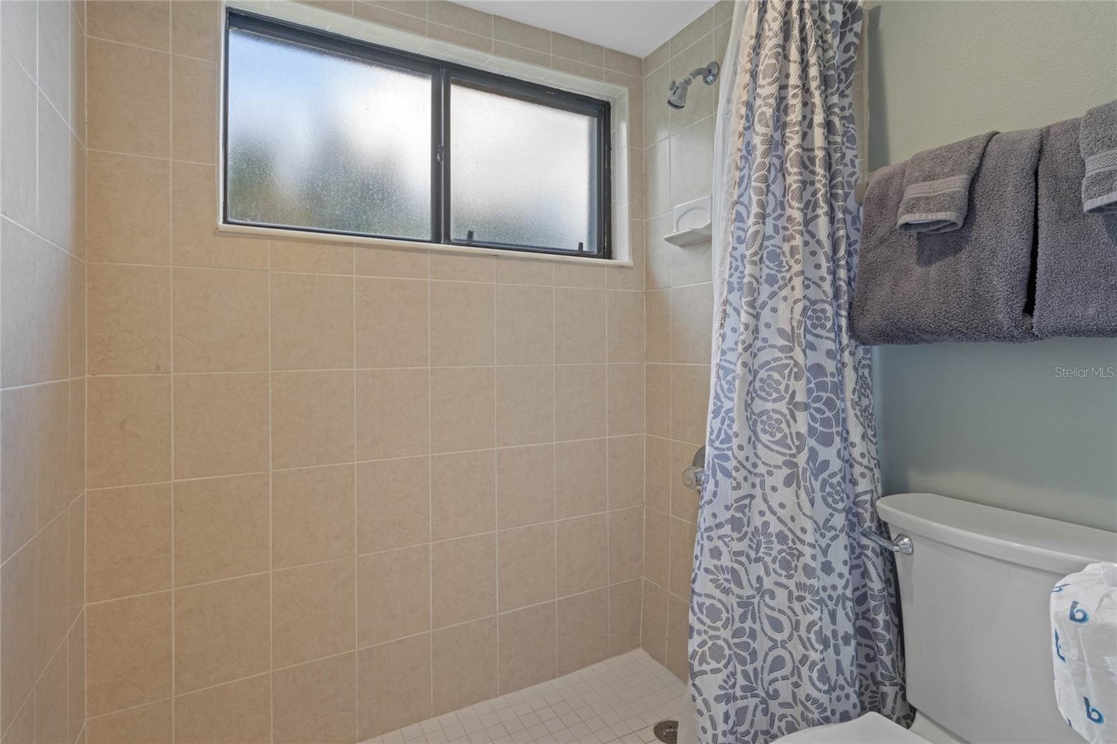 Image 30 of 40 For 4407 Sea Mist Court 163