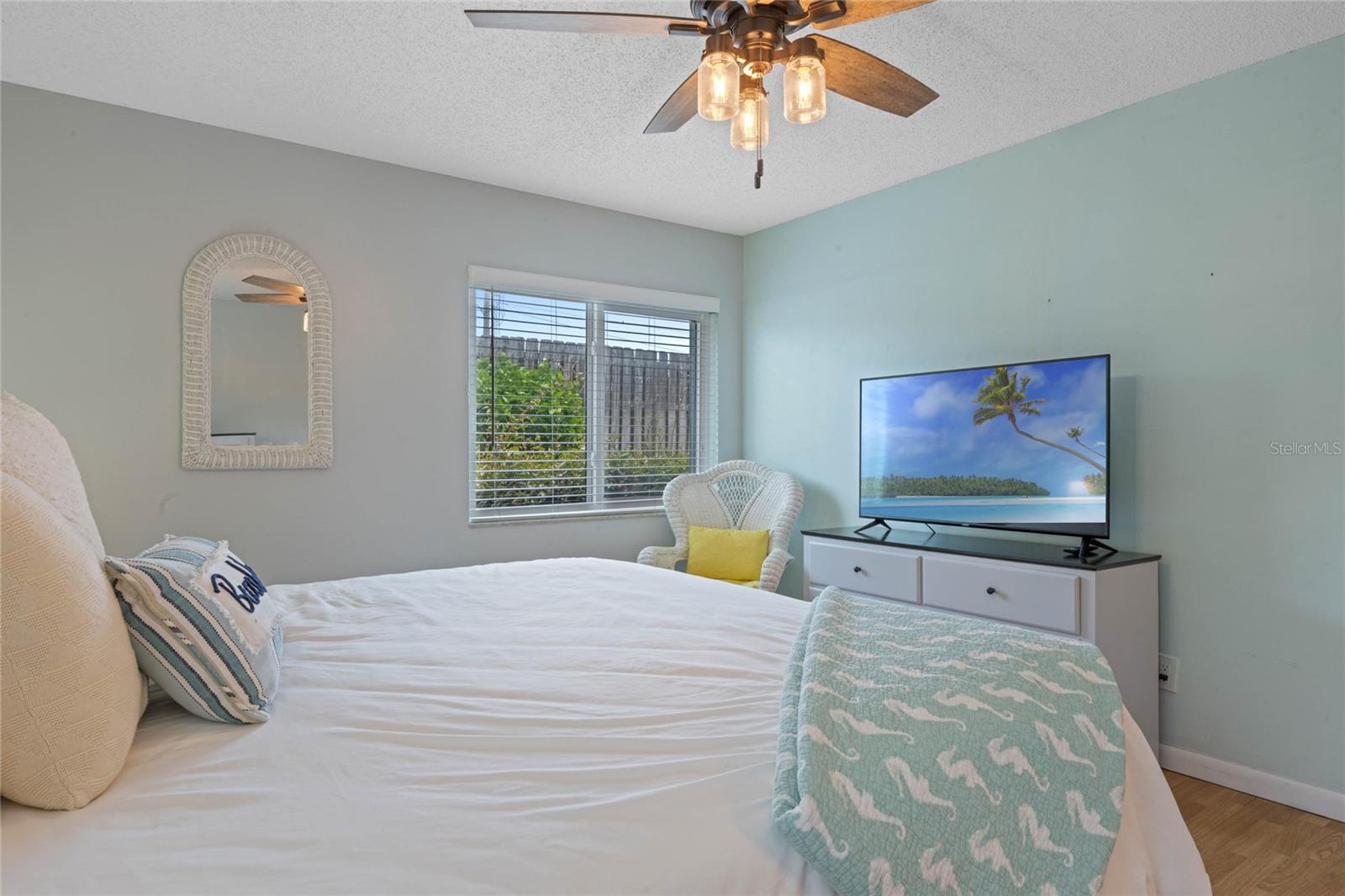 Image 31 of 40 For 4407 Sea Mist Court 163