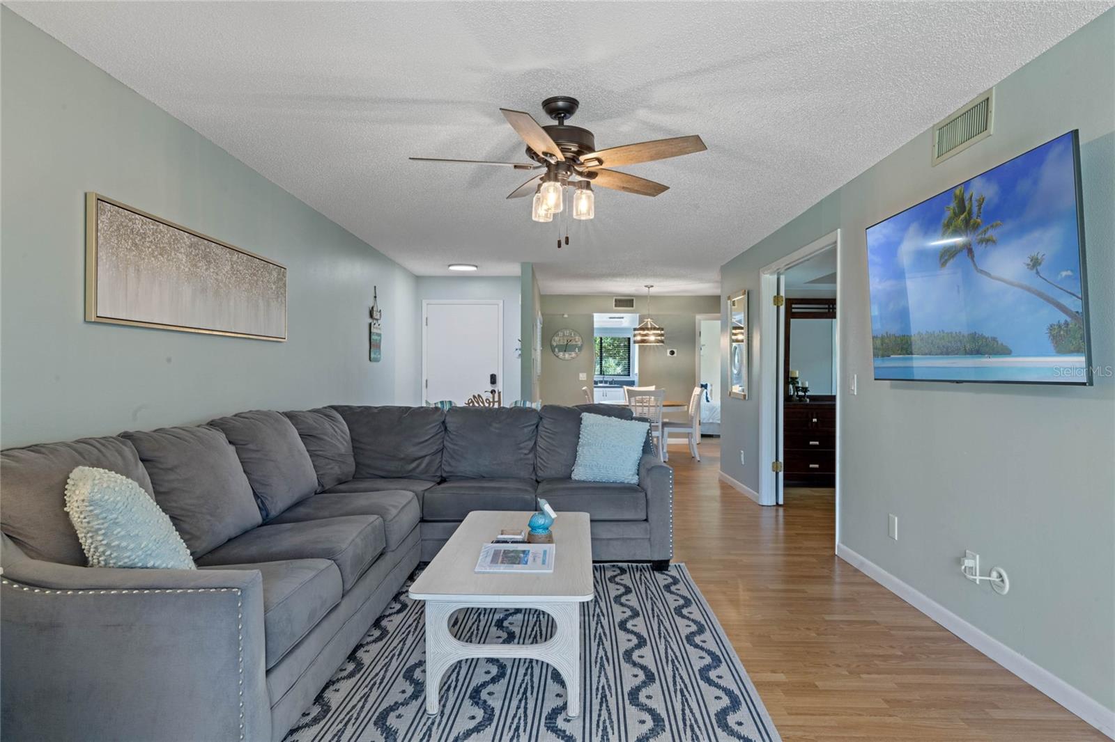 Image 5 of 40 For 4407 Sea Mist Court 163