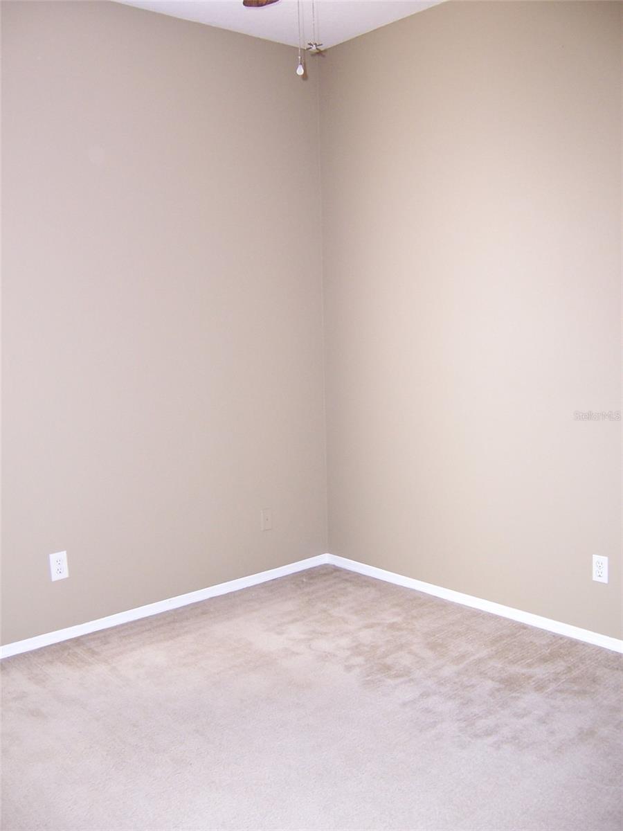 Image 21 of 26 For 103 Golden Crest Court