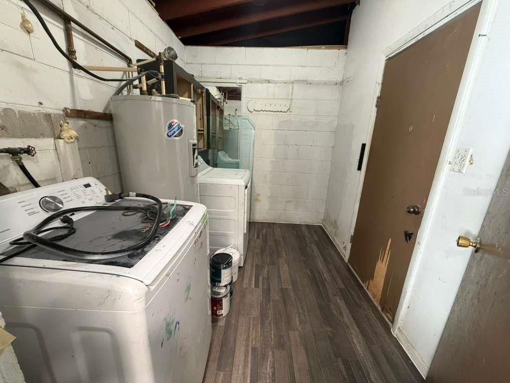 Image 13 of 13 For 4046 Queen Anne Drive