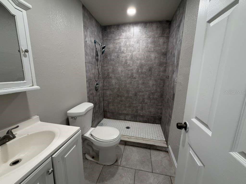 Image 8 of 13 For 4046 Queen Anne Drive