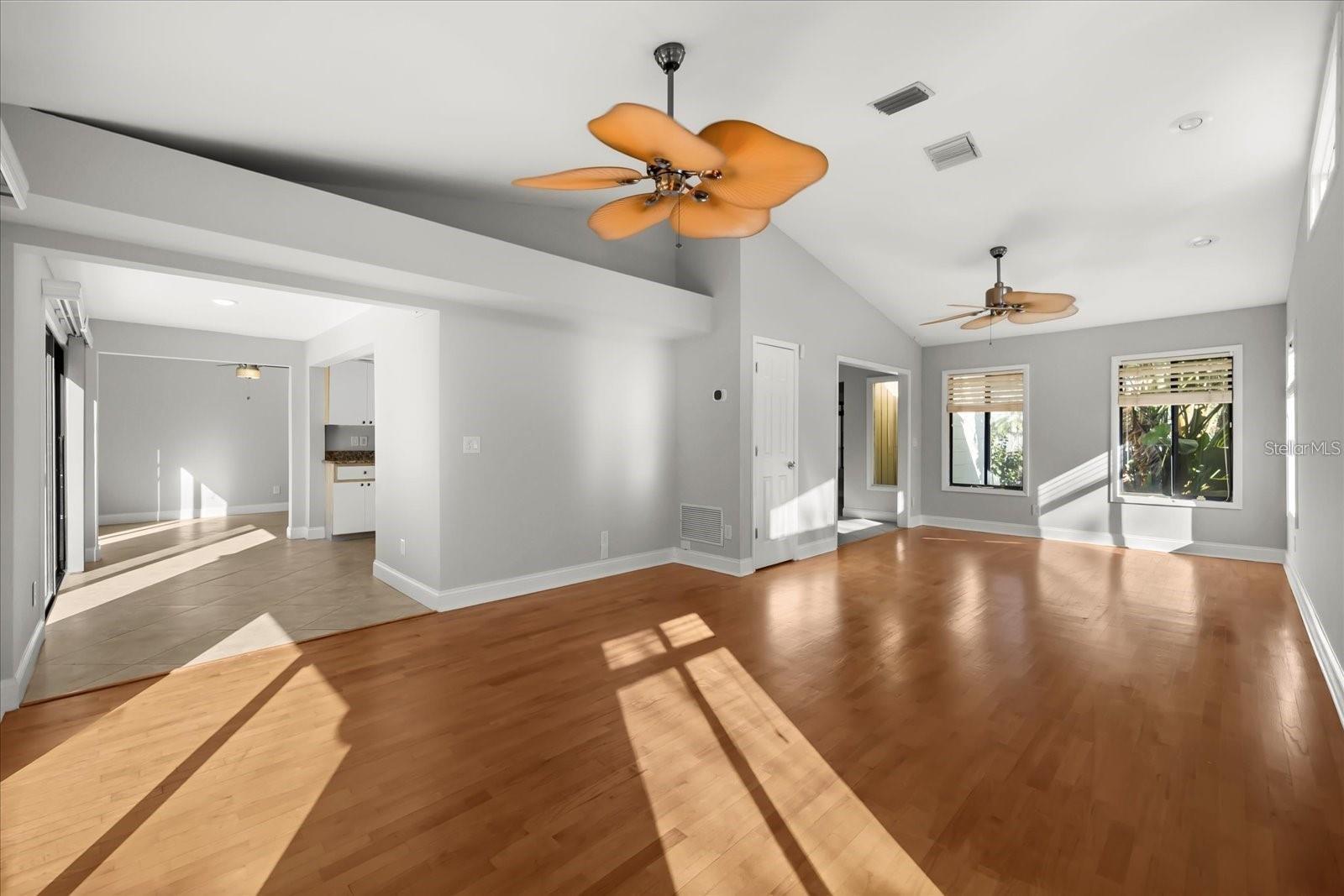 Image 6 of 39 For 366 Wekiva Cove Road