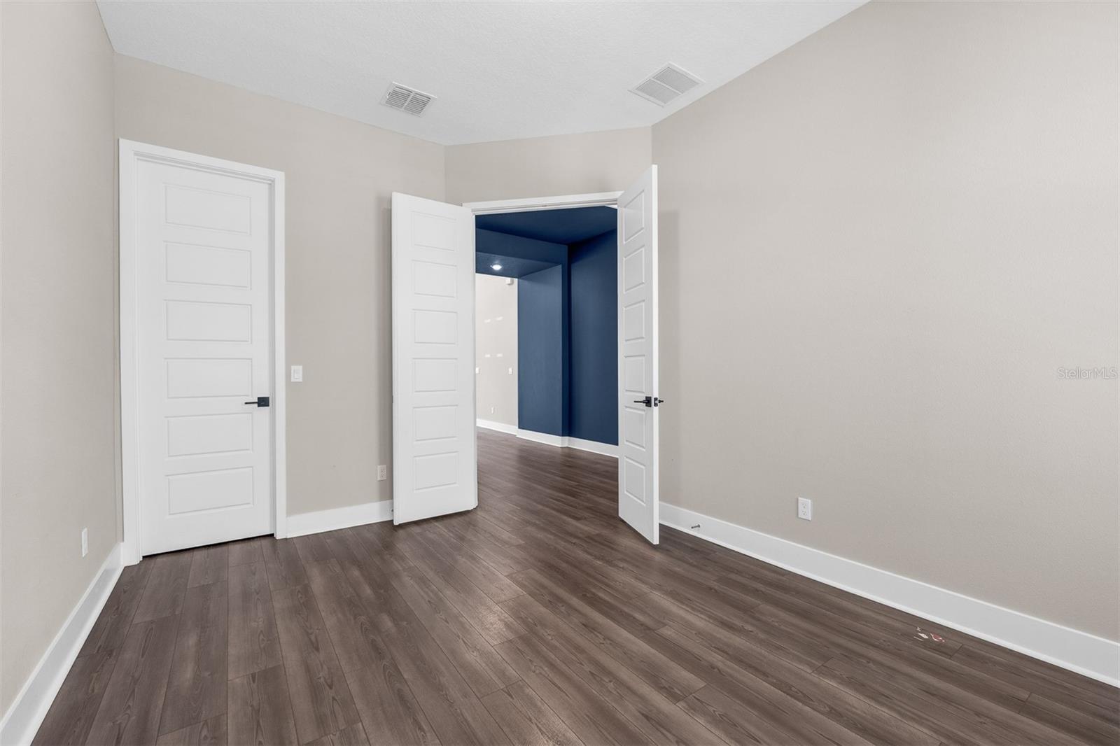 Listing photo id 17 for 5138 Citrus Leaf Boulevard