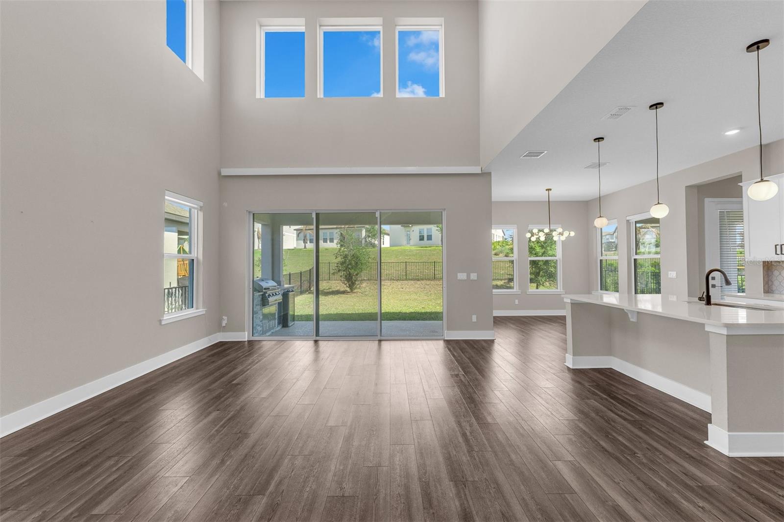 Listing photo id 7 for 5138 Citrus Leaf Boulevard