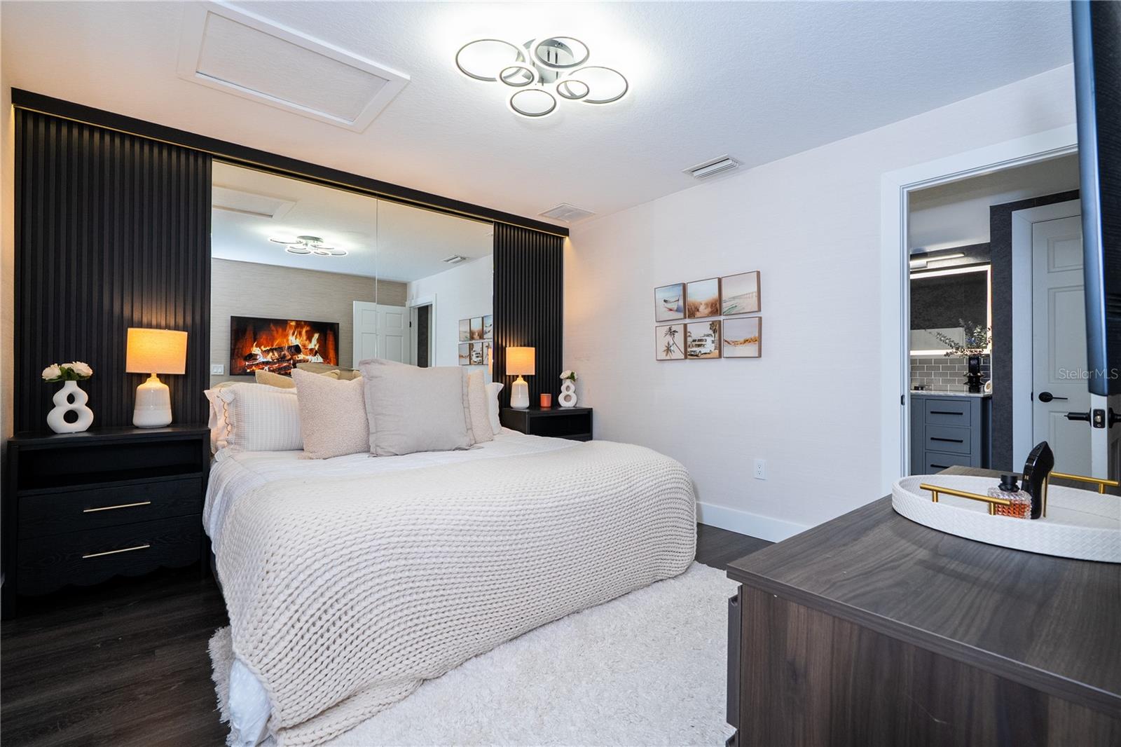 Listing photo id 33 for 8618 Benoit Avenue