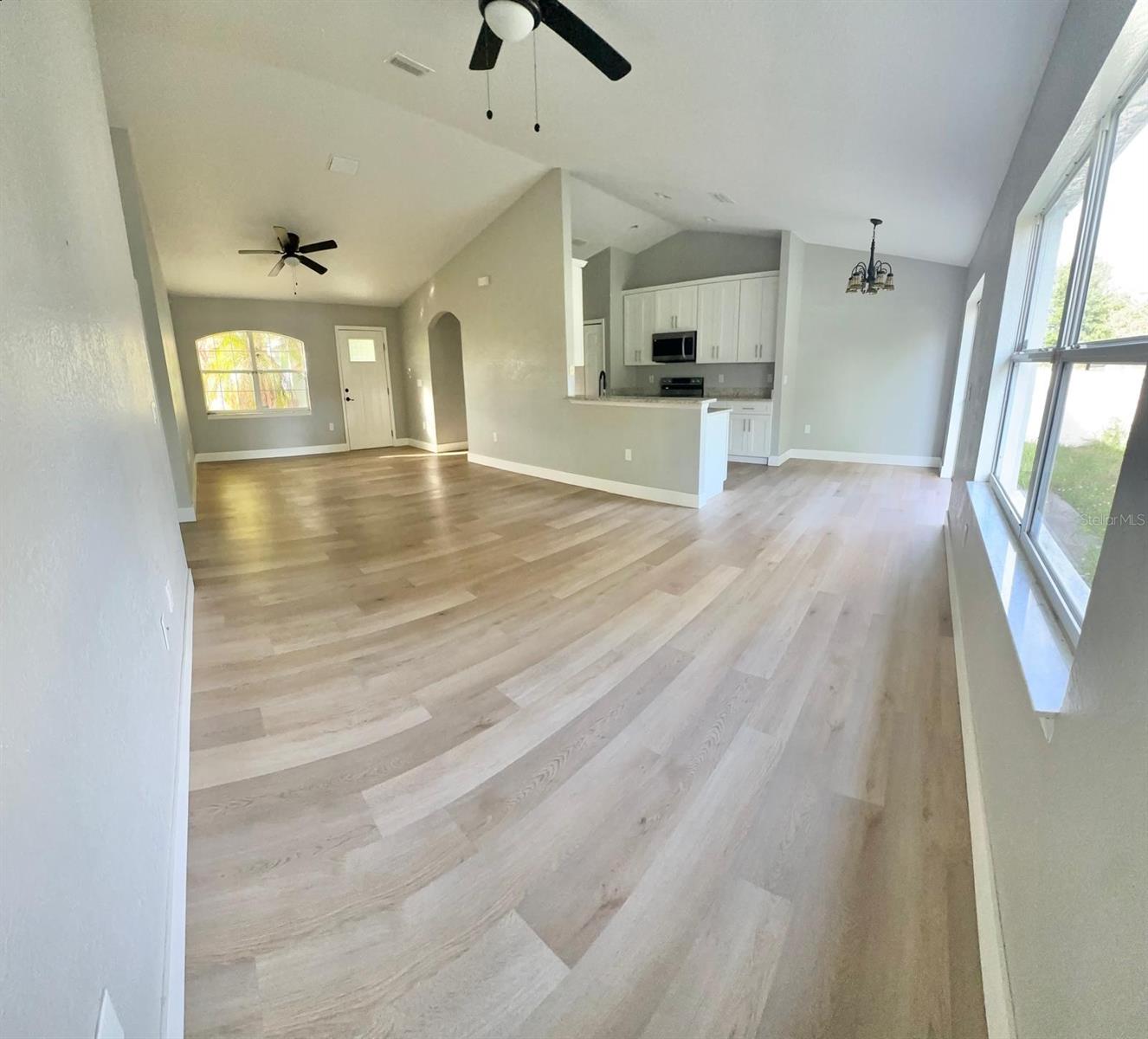 Image 4 of 24 For 8 Flatfish Drive