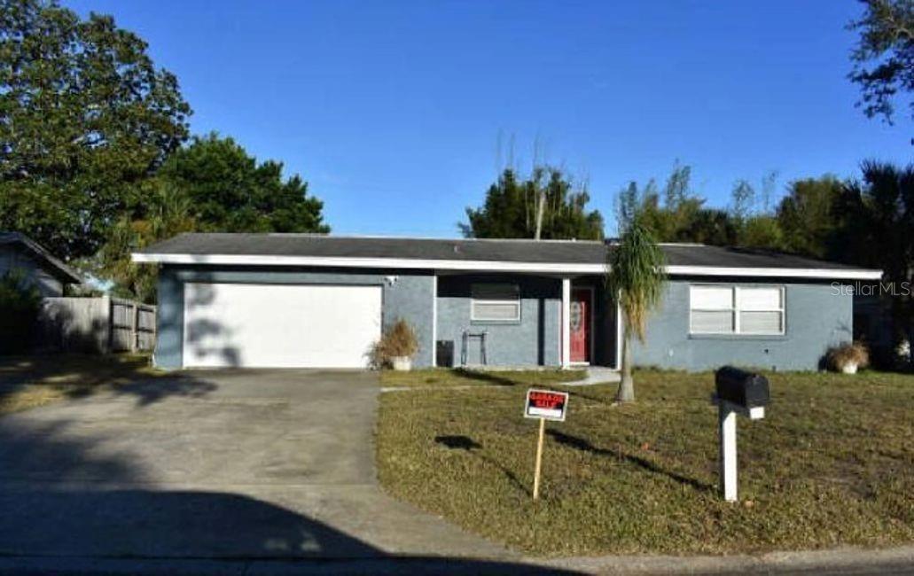 Listing Details for 911 Woodmere Circle, ORMOND BEACH, FL 32174