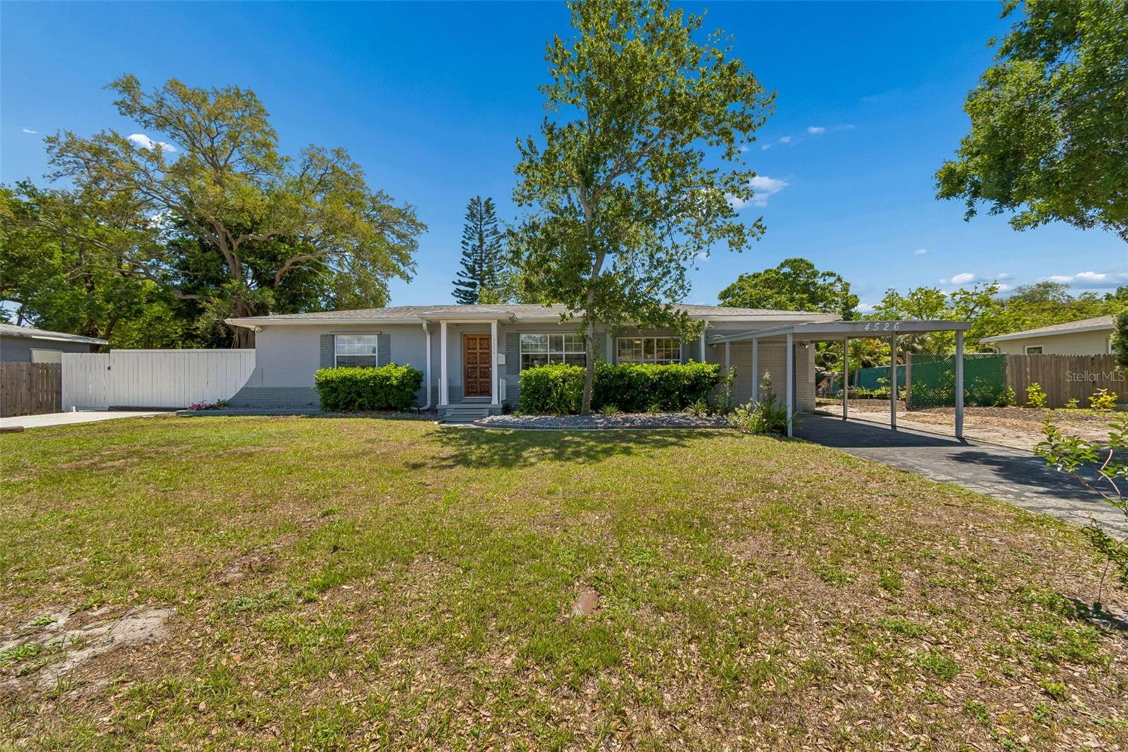 Image 2 of 66 For 4526 Yardley Avenue N