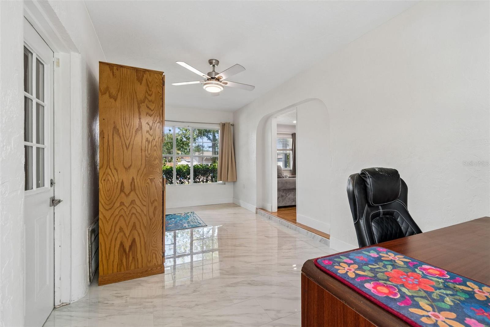 Image 32 of 66 For 4526 Yardley Avenue N