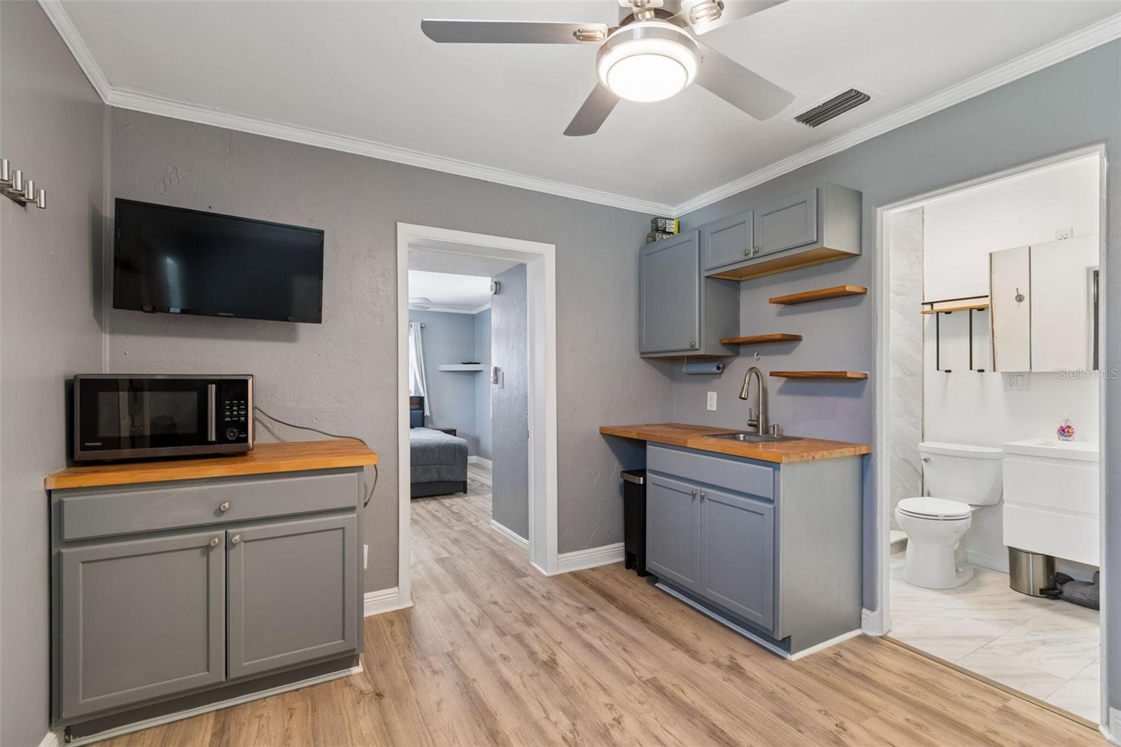 Image 50 of 66 For 4526 Yardley Avenue N