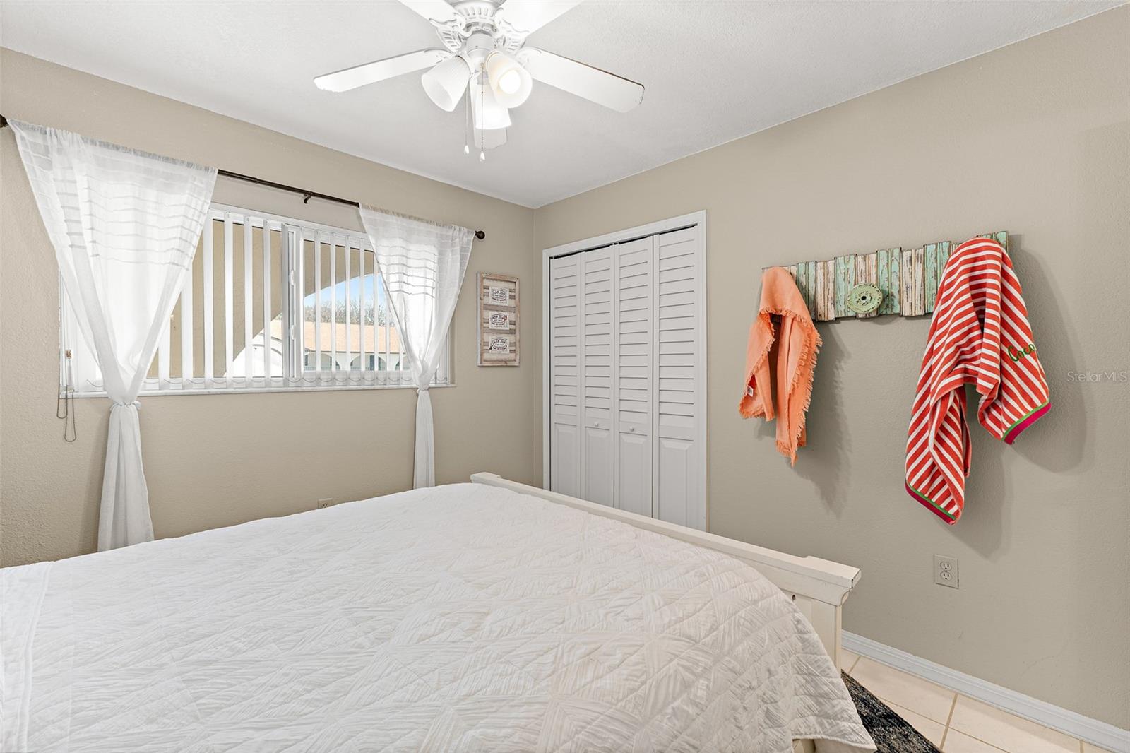 Image 16 of 26 For 5807 Atlantic Avenue 524