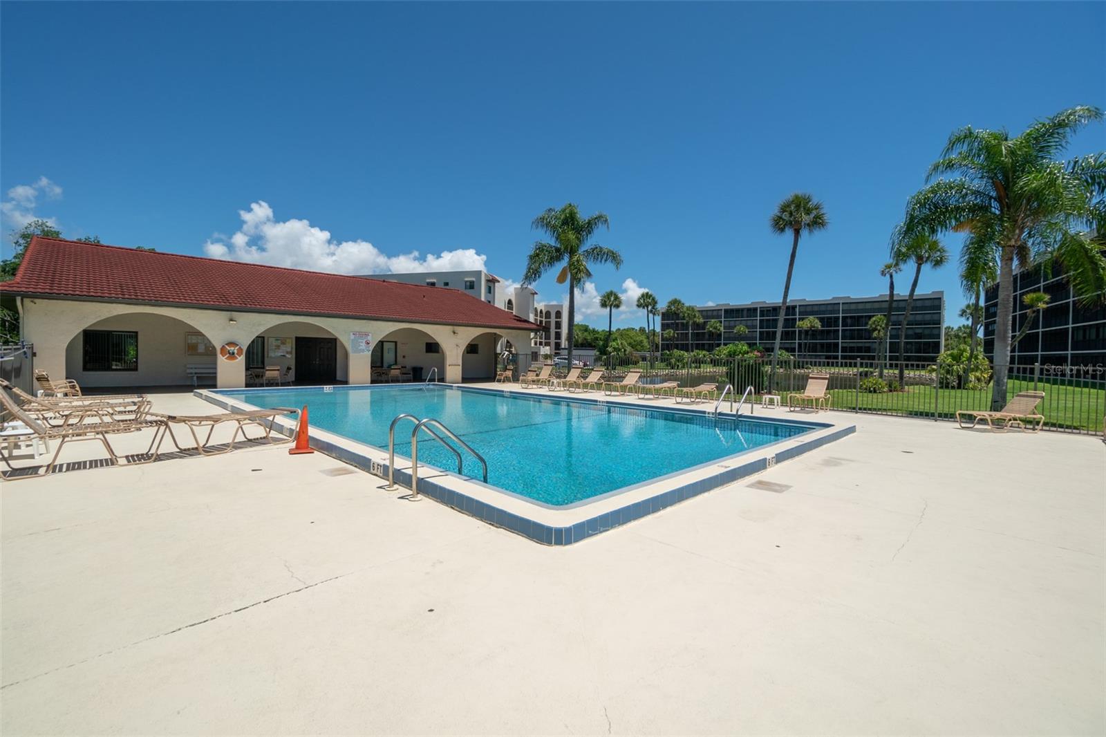 Image 22 of 26 For 5807 Atlantic Avenue 524