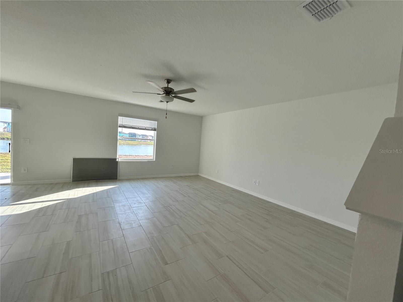 Image 4 of 31 For 11428 Linden Depot Road