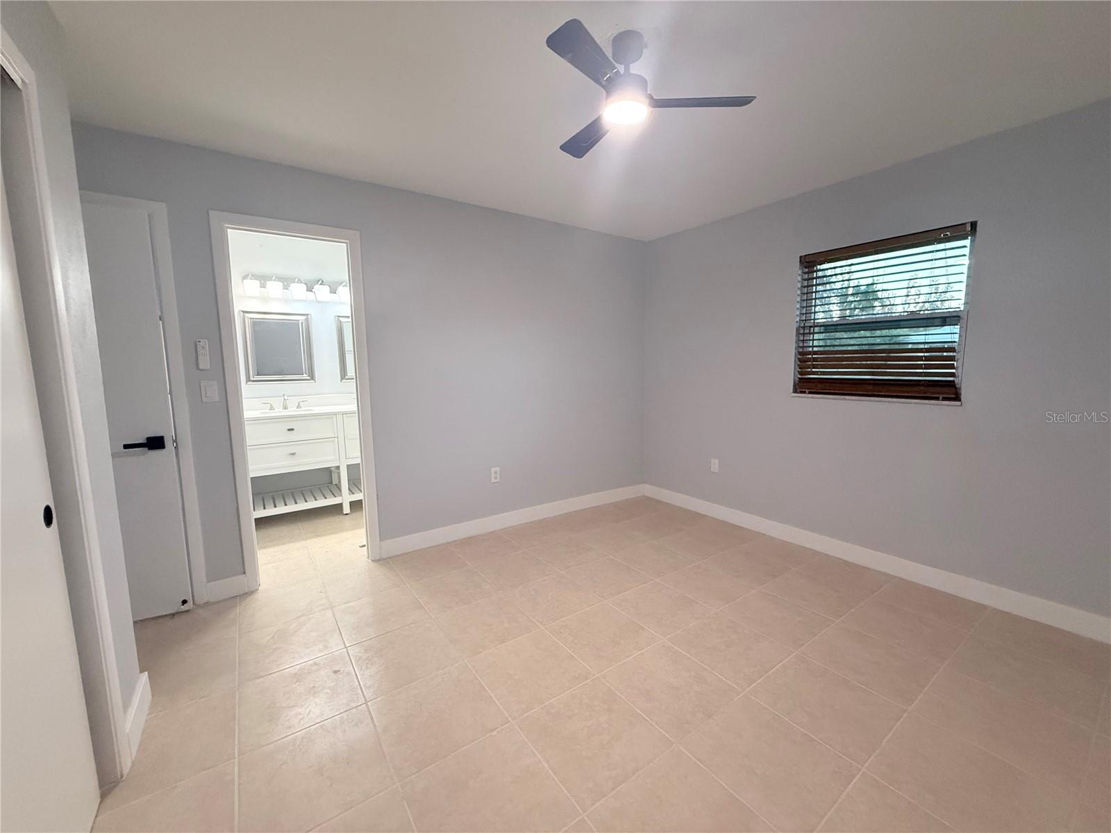 Image 11 of 26 For 134 Peace Island Drive