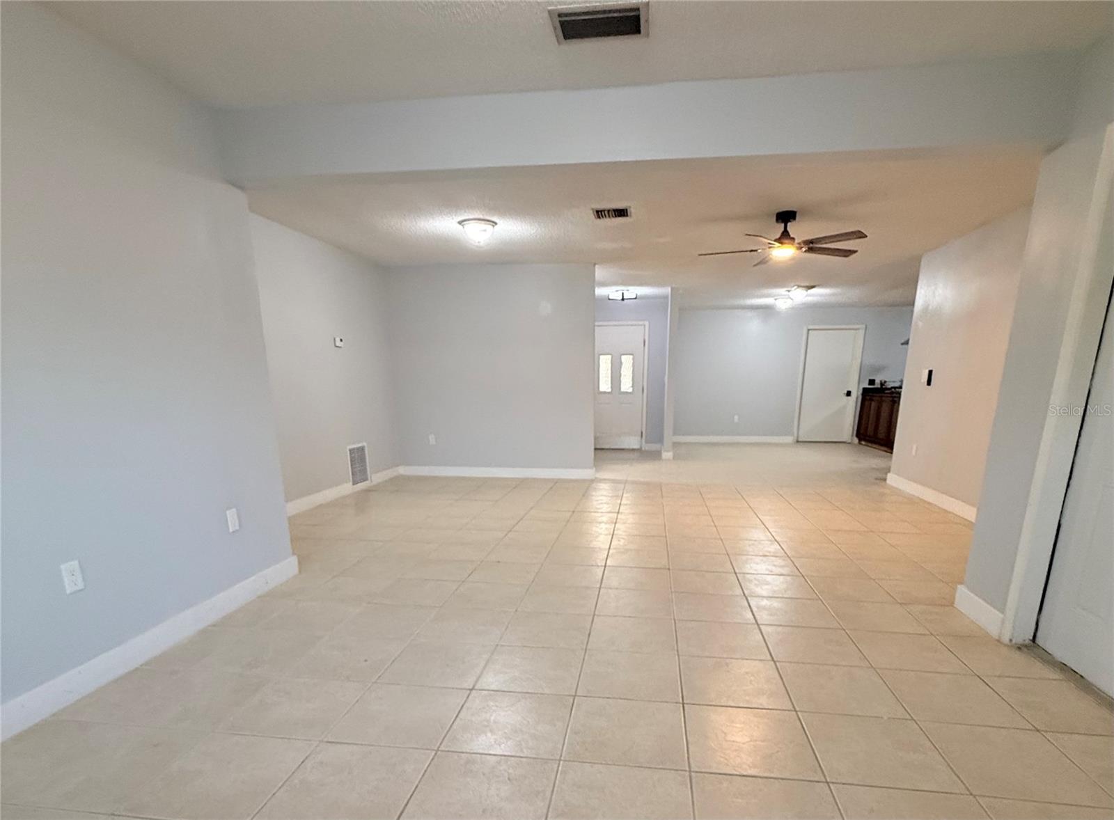 Image 17 of 26 For 134 Peace Island Drive