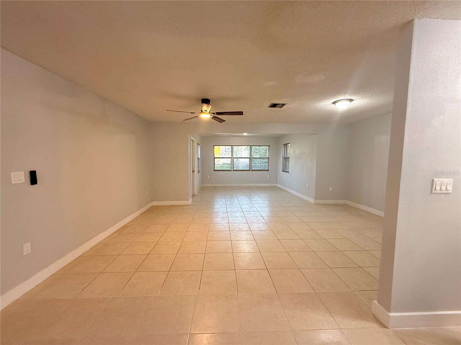 Image 19 of 26 For 134 Peace Island Drive