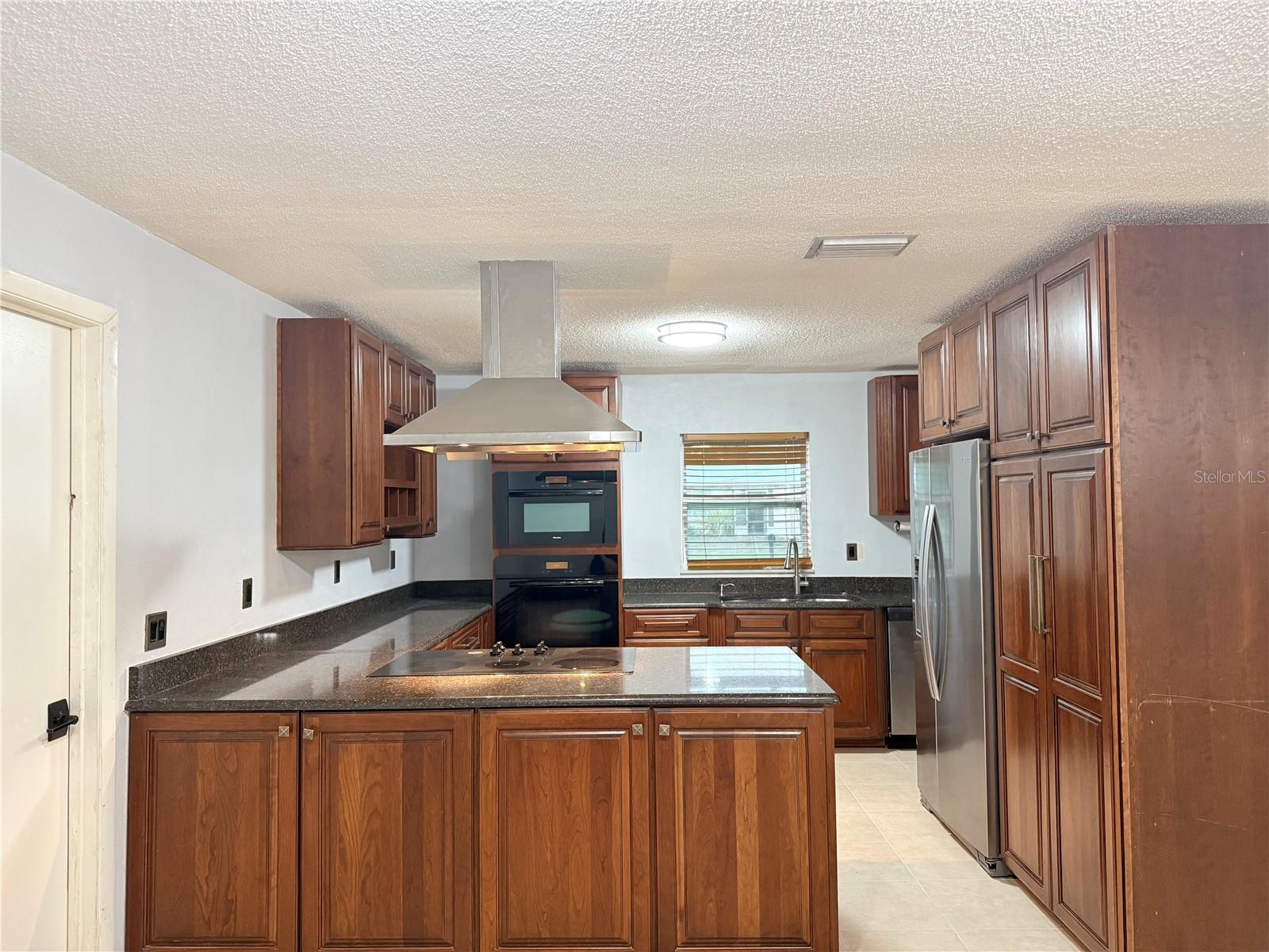 Image 8 of 26 For 134 Peace Island Drive