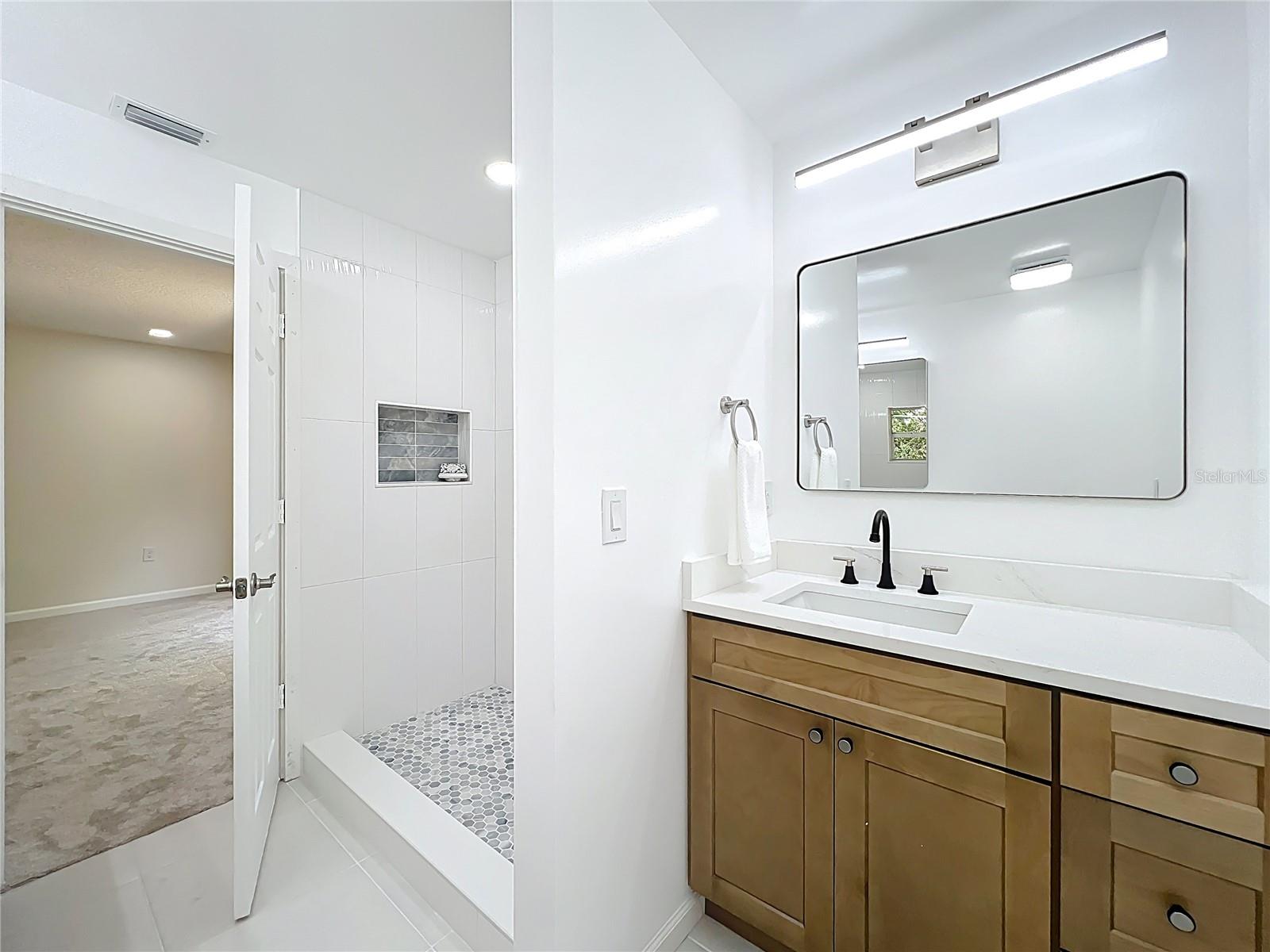 Image 22 of 52 For 5975 Sheryl Anita Street