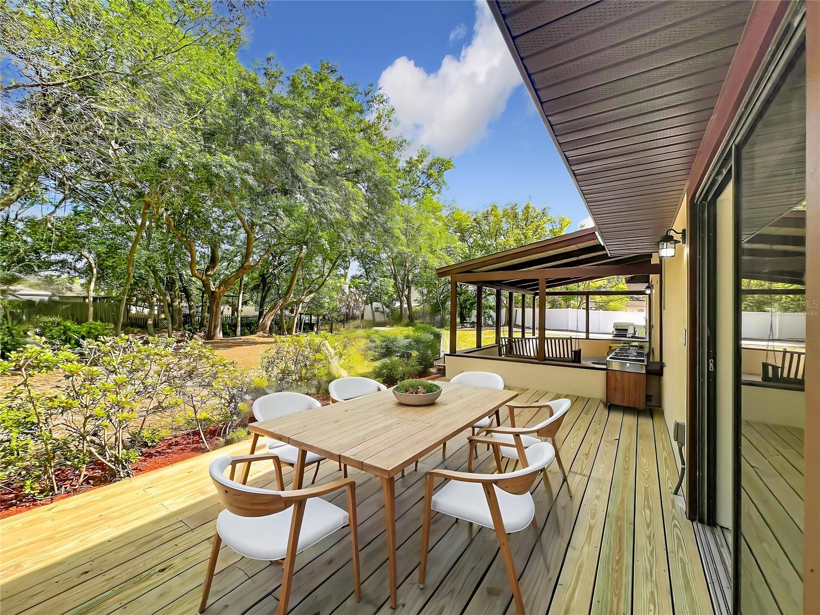 Image 38 of 52 For 5975 Sheryl Anita Street