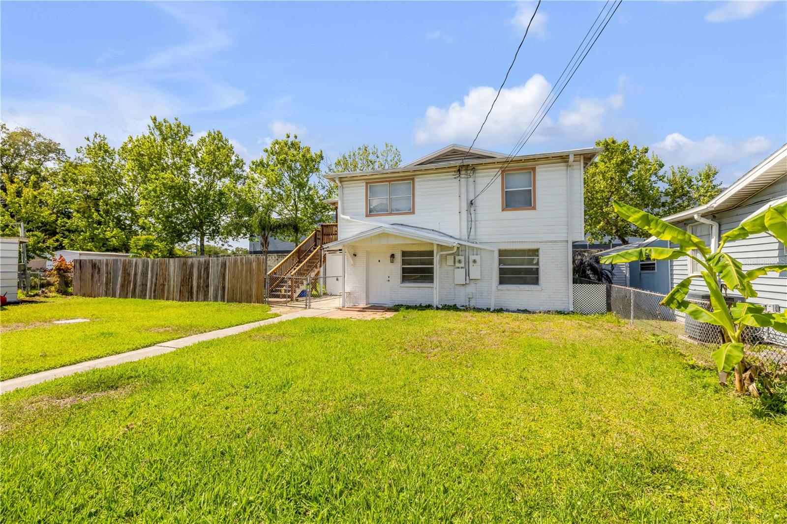 Image 3 of 33 For 1051 June Terrace